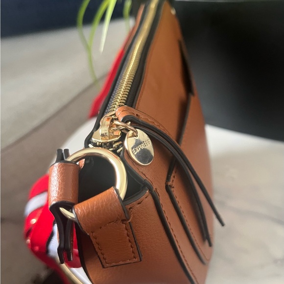 Exspress Chic Brown Crossbody Bag with Red Strap - Picture 6 of 14
